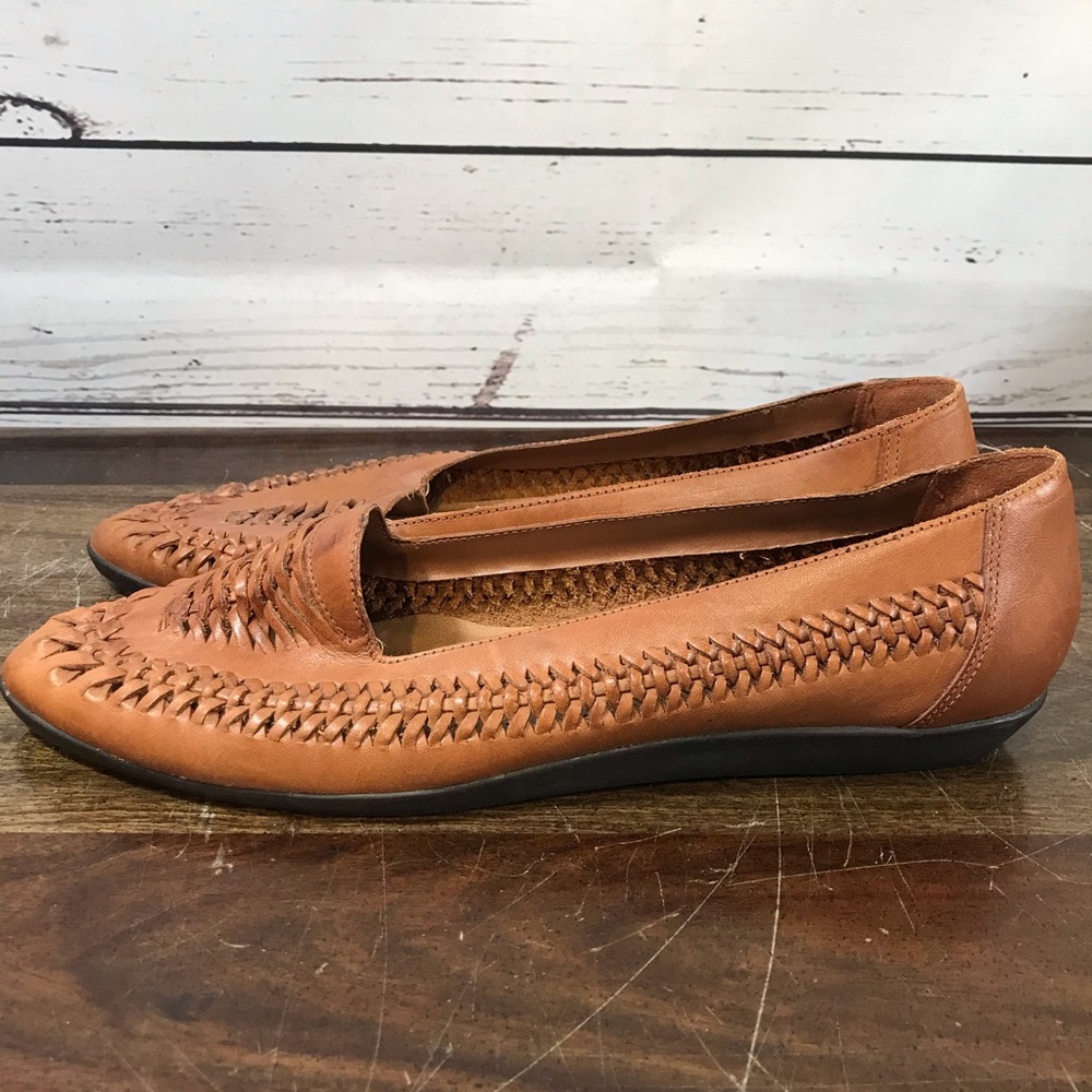 Vintage Revelations Womens Wedge Heels Shoes Brown Woven Leather Slip On Size 11